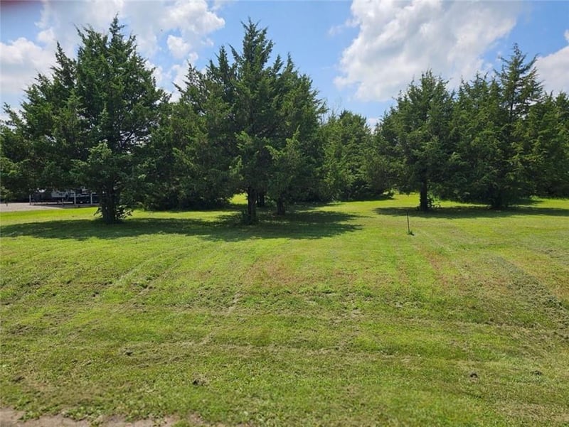 Lot 140 150 Choctaw Ln, Mclouth, KS 66054