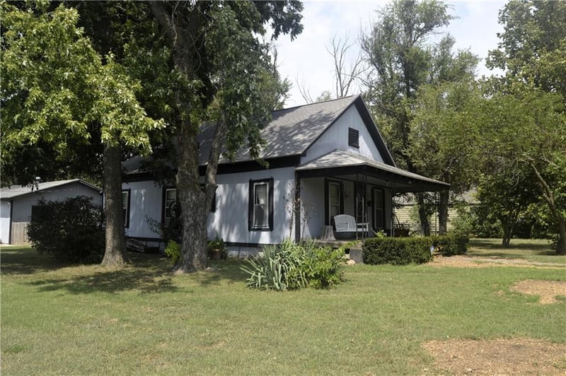 622 S Jefferson Ave, Iola, KS 66749
