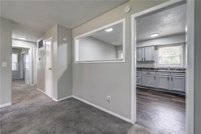 11303 Donnelly Ave, Kansas City, MO 64134