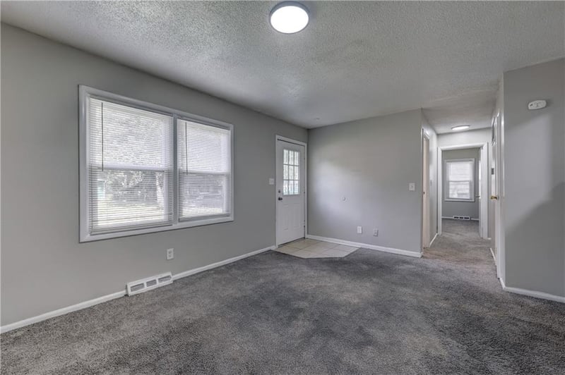 11303 Donnelly Ave, Kansas City, MO 64134
