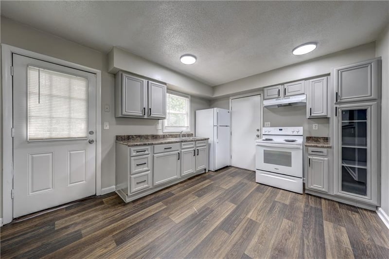 11303 Donnelly Ave, Kansas City, MO 64134