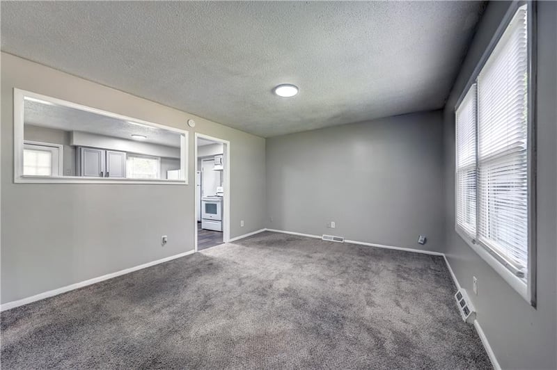 11303 Donnelly Ave, Kansas City, MO 64134