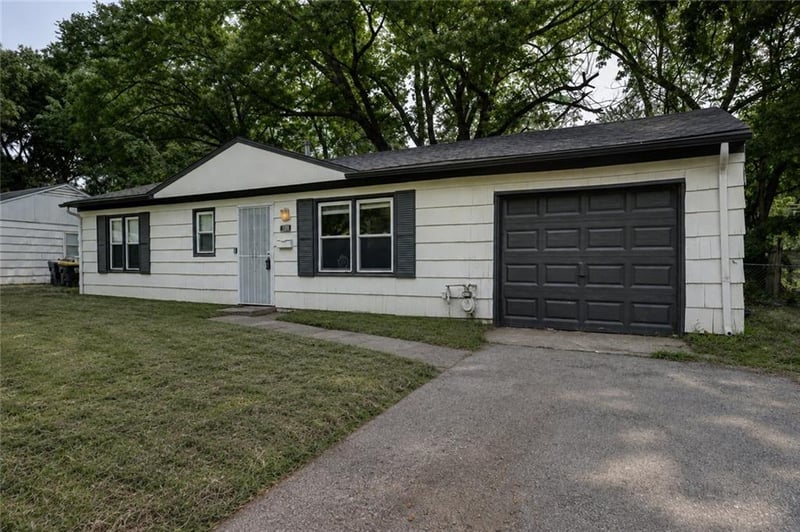 11303 Donnelly Ave, Kansas City, MO 64134