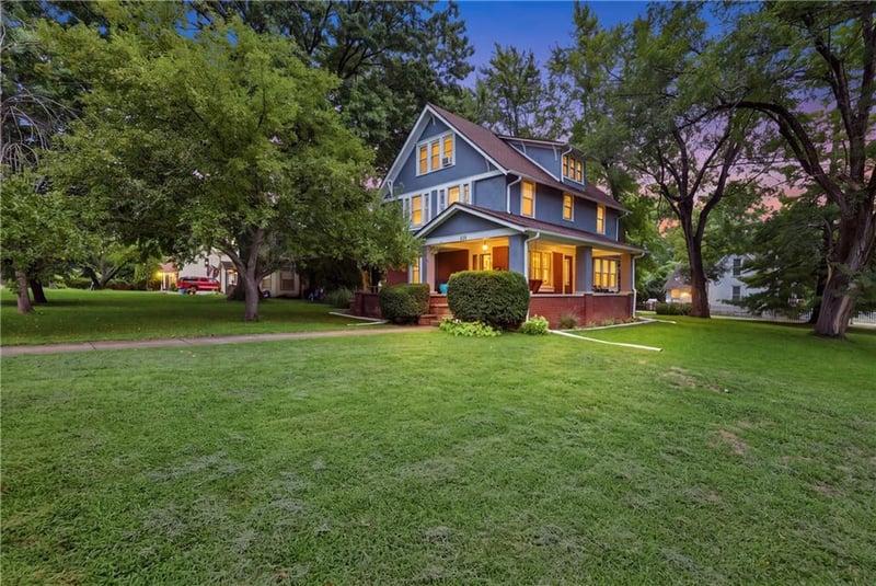 200 E Main St, Odessa, MO 64076