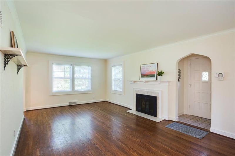 8309 W 60 St, Merriam, KS 66202