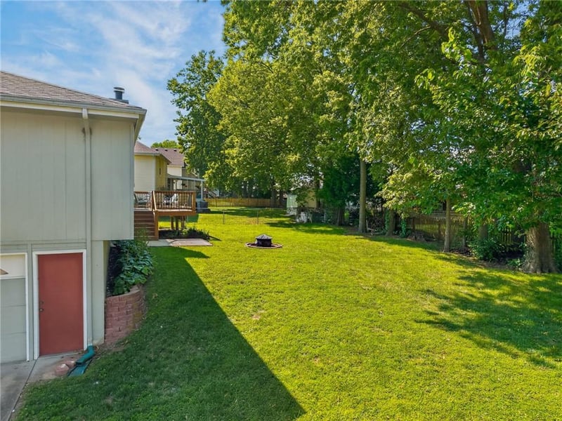 320 Regency Park St, Kearney, MO 64060