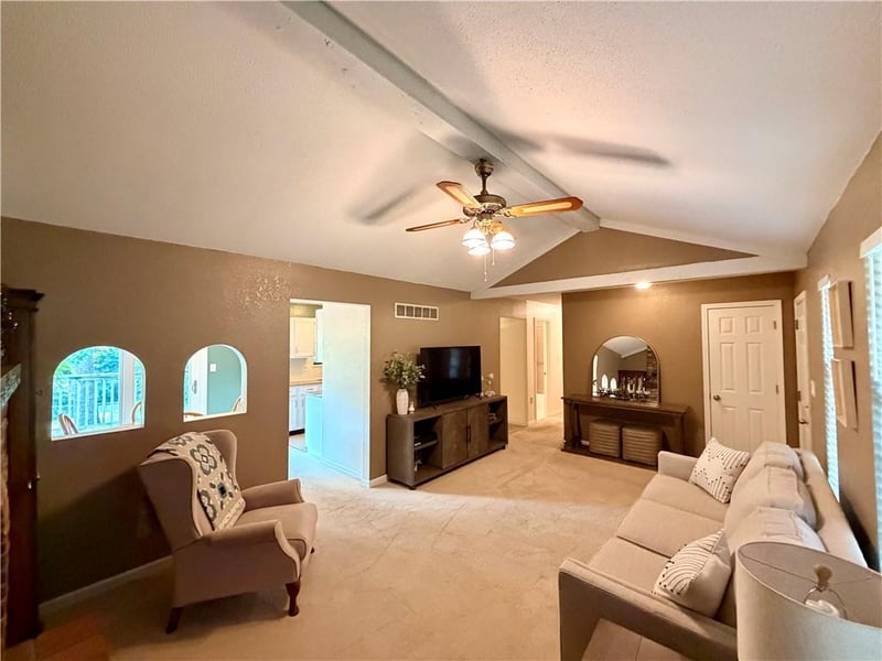 700 SW 24th St, Blue Springs, MO 64015