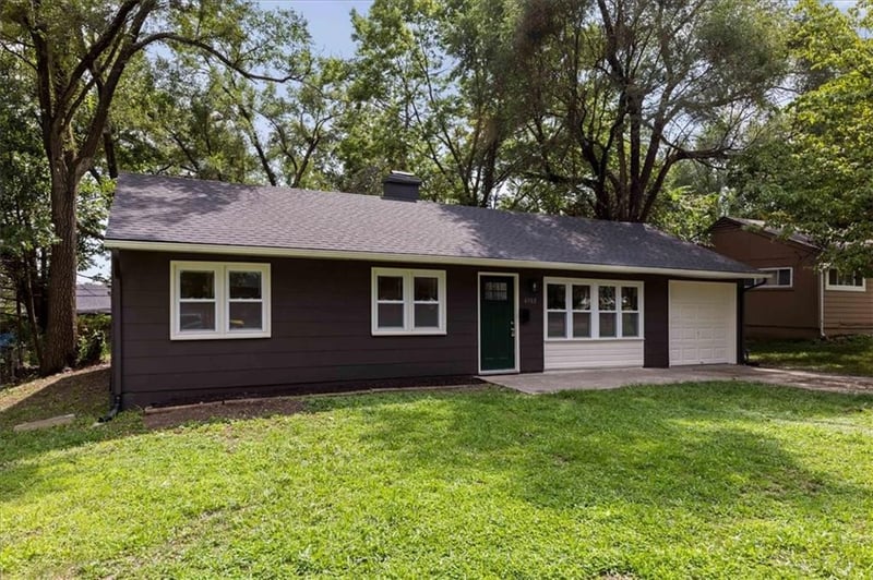 6903 E 114th Ter, Kansas City, MO 64134