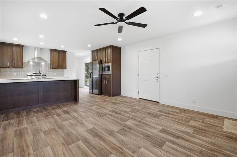 7908 Pleasant Valley Rd, Pleasant Valley, MO 64068