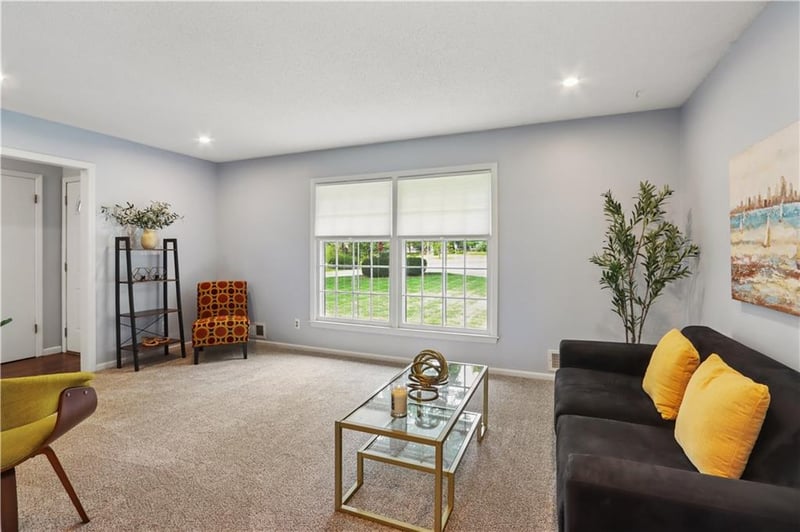 12801 Bristol Ave, Grandview, MO 64030