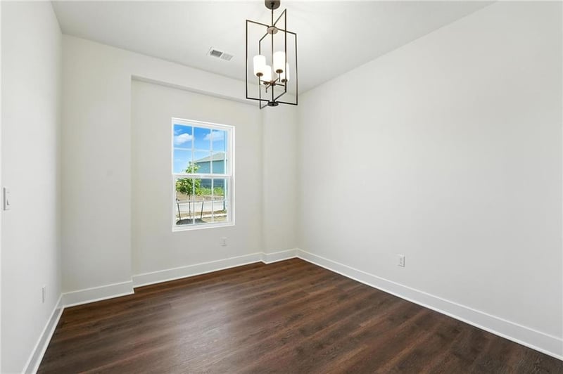 19467 W 206 Ter, Spring Hill, KS 66083