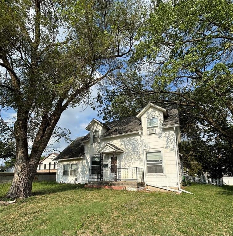 515 S Main St, Maryville, MO 64468