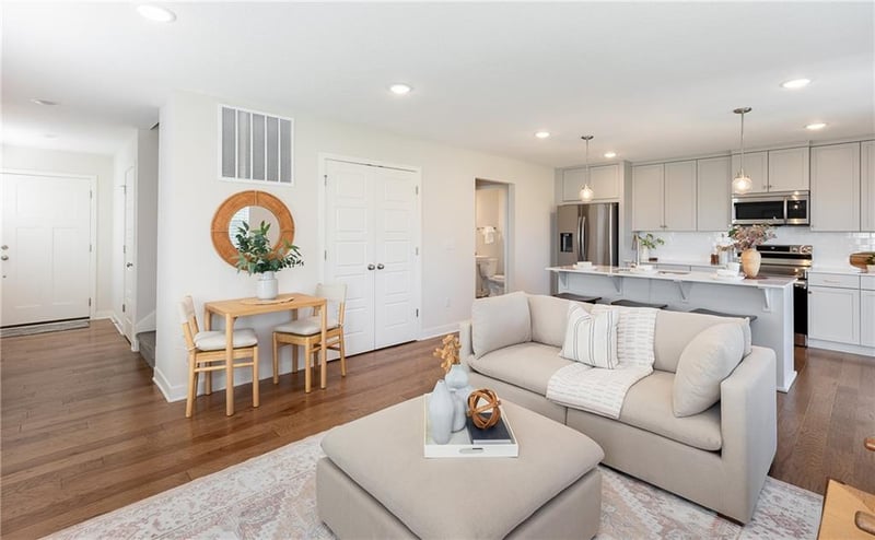 18069 Hauser St, Overland Park, KS 66013