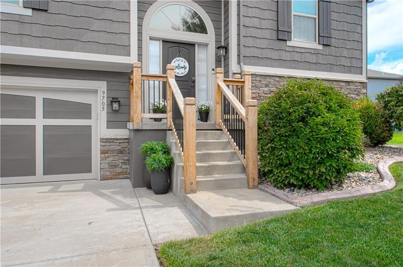 9705 N Windsor Ave, Kansas City, MO 64157