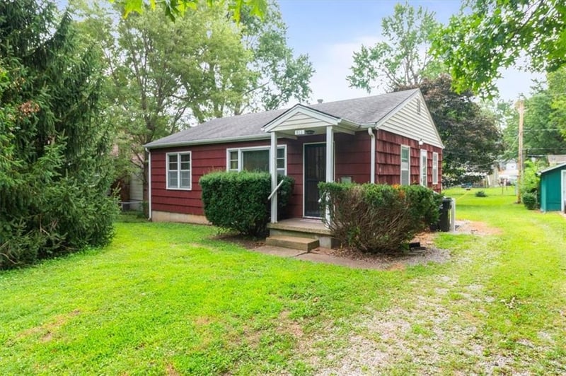 517 E Angus St, Independence, MO 64055