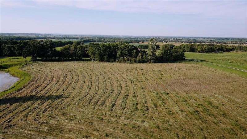 N 700 Rd, Eudora, KS 66025