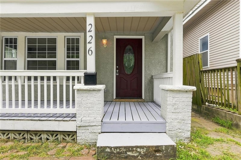 226 S 11th St, Kansas City, KS 66102
