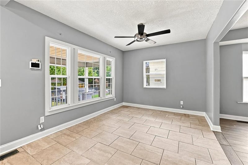 226 S 11th St, Kansas City, KS 66102