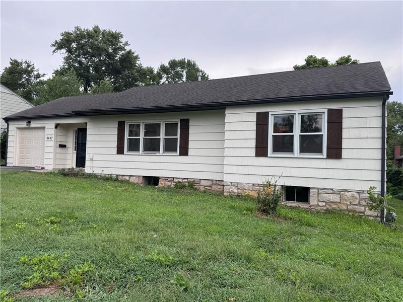 6437 Craig St, Merriam, KS 66202