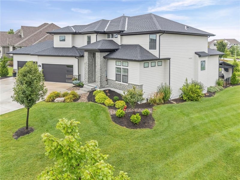 12300 W 169th St, Overland Park, KS 66221