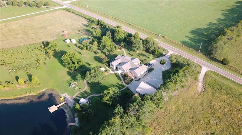2152 N 700 Rd, Eudora, KS 66025