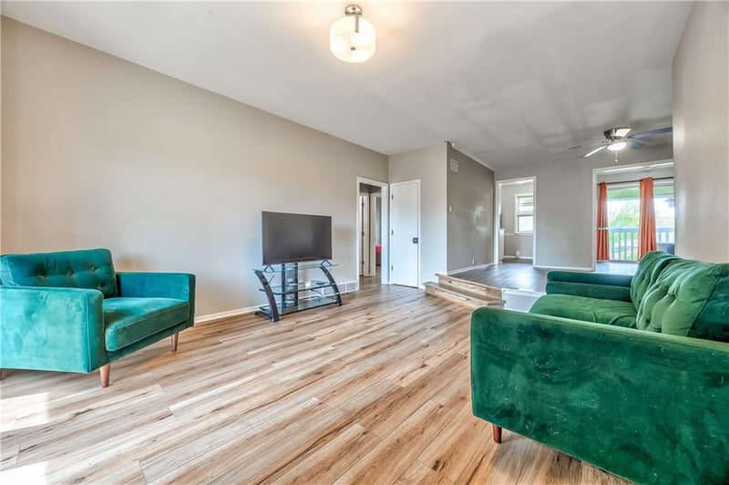 443 W 104 St #C, Kansas City, MO 64114