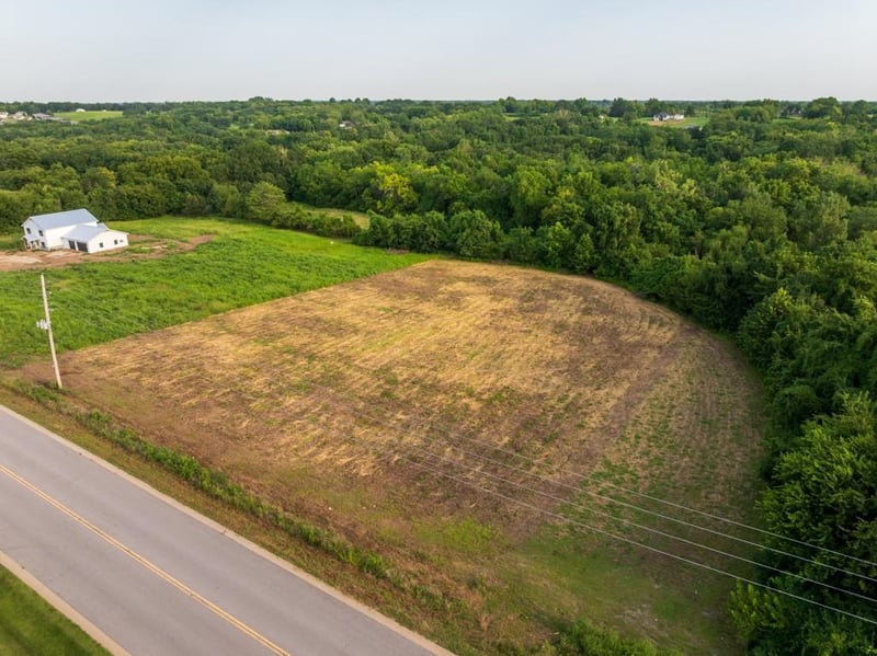 30805 W Ryan Rd, Grain Valley, MO 64029