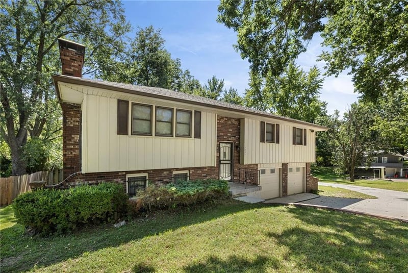 1923 N 62nd St, Kansas City, KS 66102