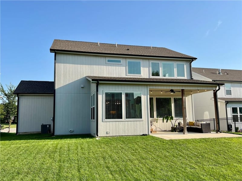 23520 W 90th St, Lenexa, KS 66227