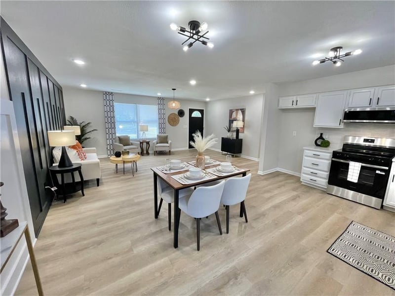 302 Gum St, Garden City, MO 64747