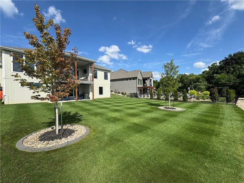 15597 W 168th Pl, Olathe, KS 66062