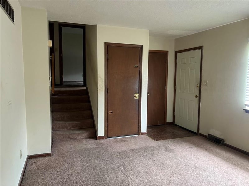 3102 N 68th St, Kansas City, KS 66109