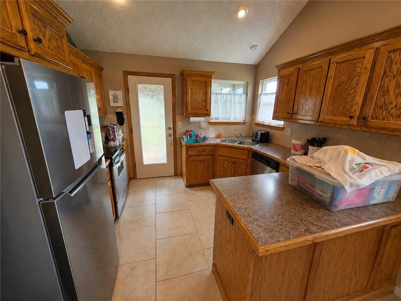 1805 Eastridge Ave, Cameron, MO 64429