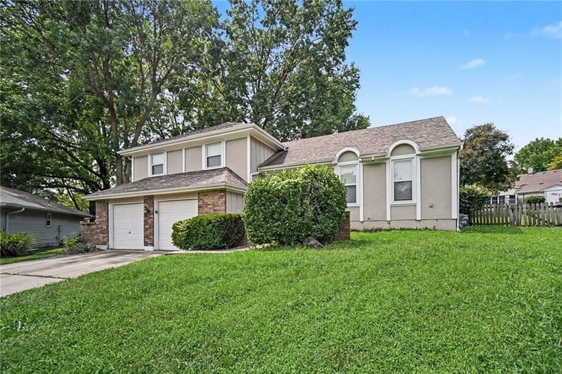11901 E 54th Ter, Kansas City, MO 64133