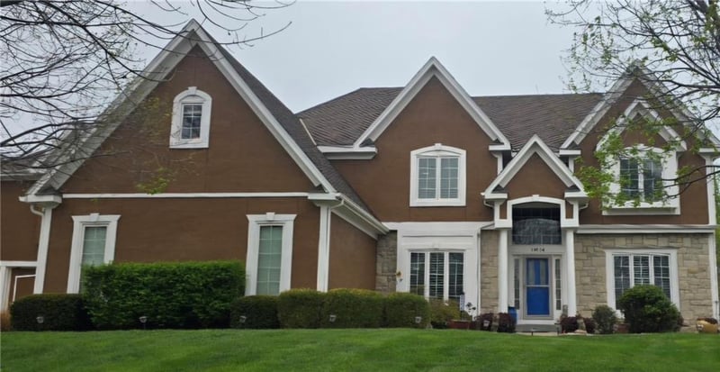 15054 Cedar St, Leawood, KS 66224