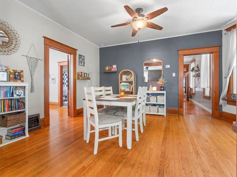 3405 Mitchell Ave, St Joseph, MO 64507