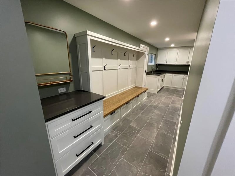 W 73rd St #2905, Prairie Village, KS 66208