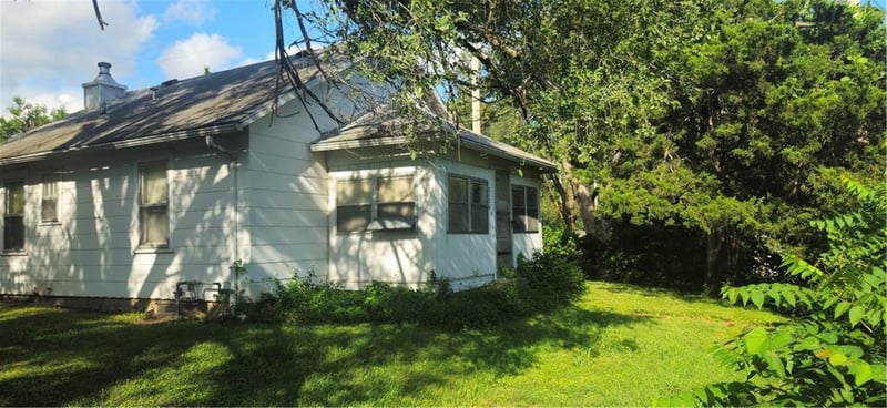 3026 NE 37th Ter, Kansas City, MO 64117