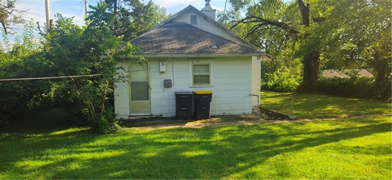 3026 NE 37th Ter, Kansas City, MO 64117