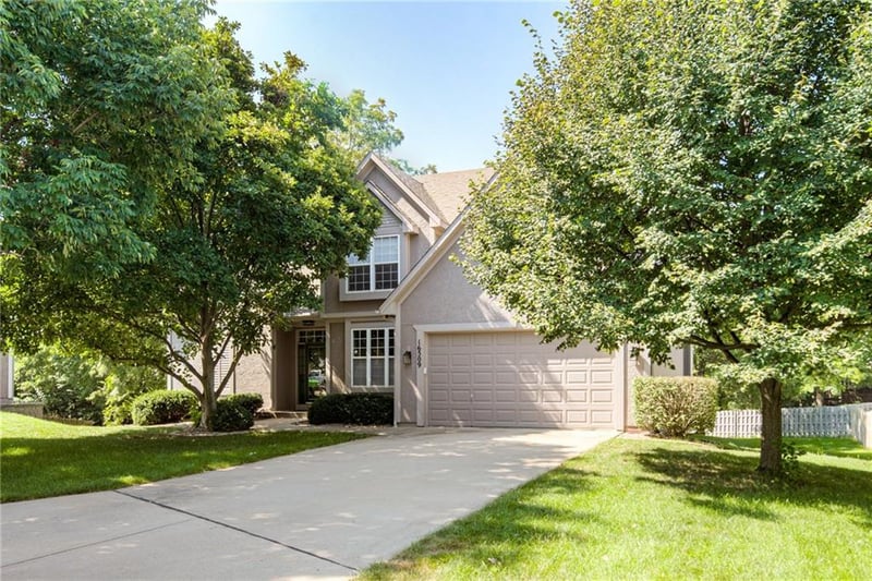 16509 W 80th Ter, Lenexa, KS 66219