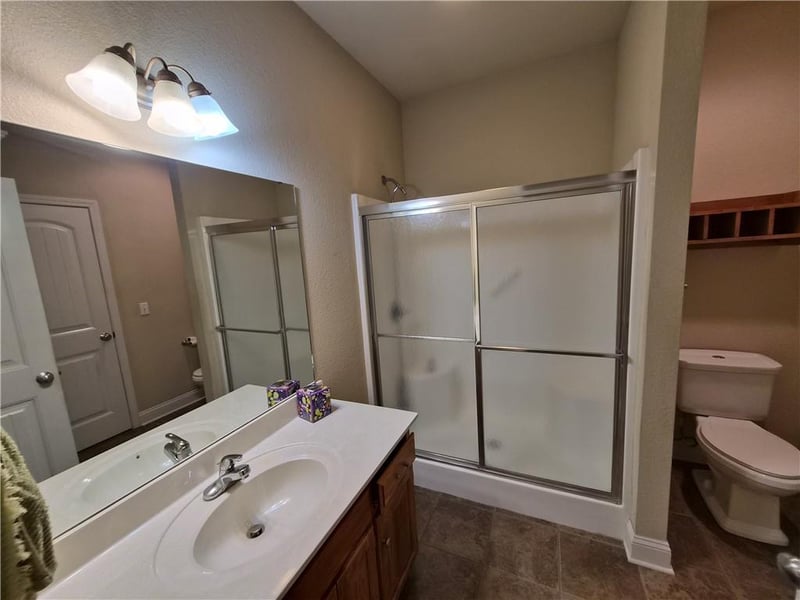 4904 Kelsey Ct, St Joseph, MO 64506