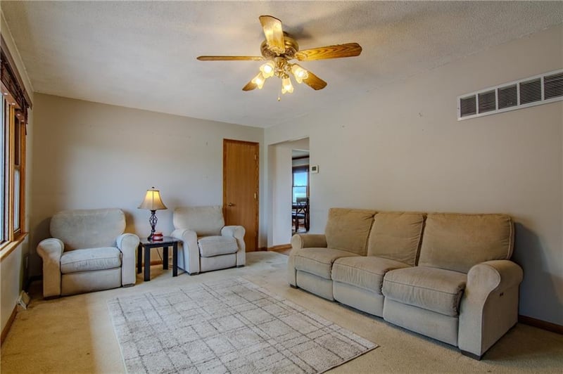 561 SE 13 Hw, Warrensburg, MO 64093