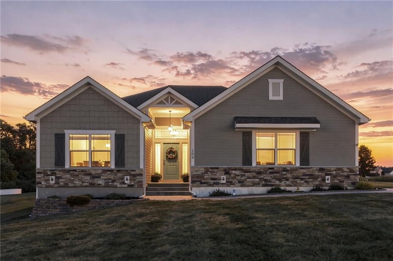 102 Dorchester Dr, Plattsburg, MO 64477