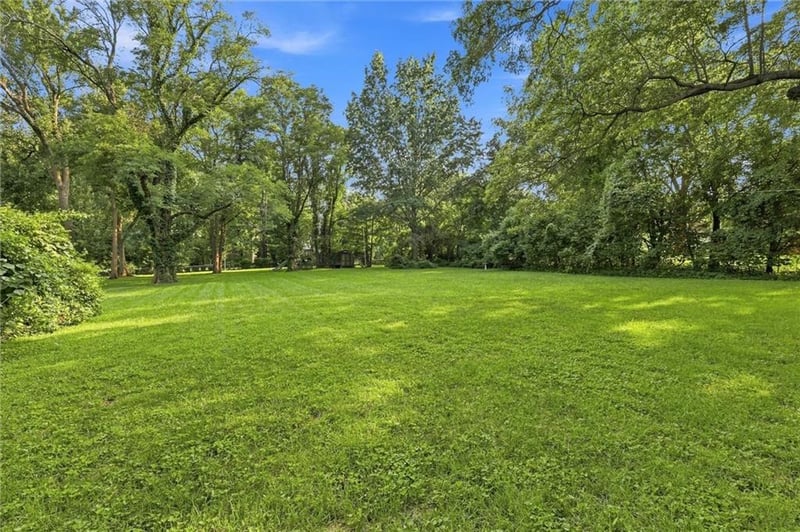 2301 95th St N/A, Leawood, KS 66206