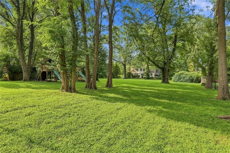 2301 95th St N/A, Leawood, KS 66206