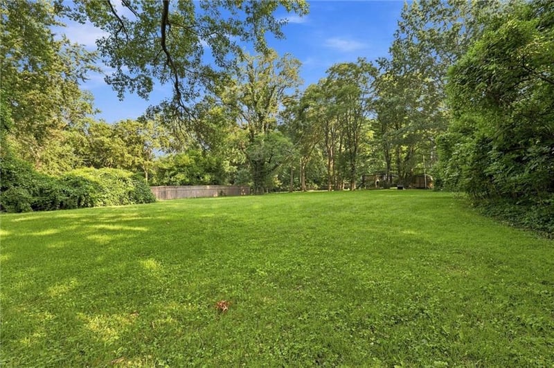 2301 95th St N/A, Leawood, KS 66206