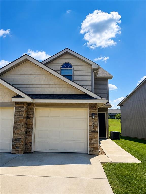 8329 N Spruce Ave, Kansas City, MO 64119
