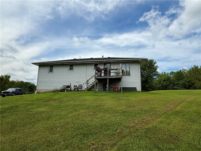 12993 Lock Ln, Excelsior Springs, MO 64024