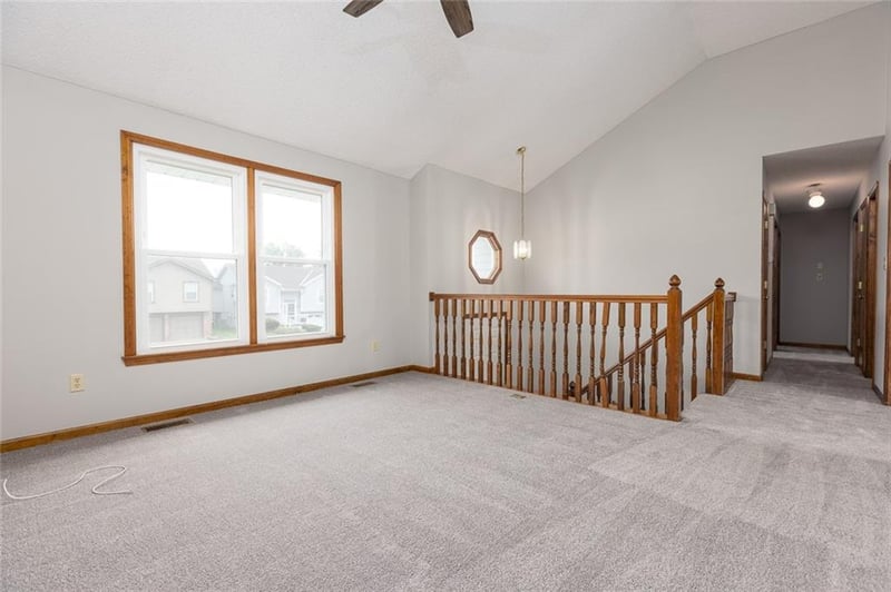 8631 NE 110th St, Kansas City, MO 64157