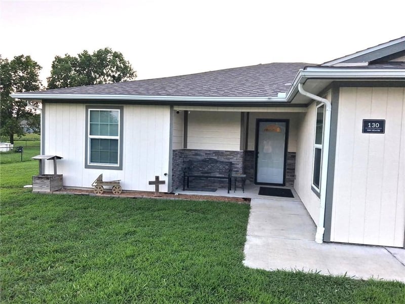 130 NW 181st Rd, Warrensburg, MO 64093